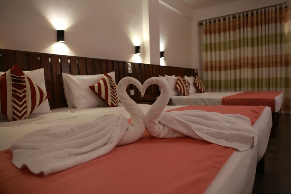 Cozy Sea View Inn Hikkaduwa Eksteriør bilde