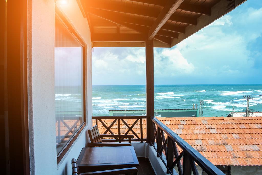 Cozy Sea View Inn Hikkaduwa Eksteriør bilde