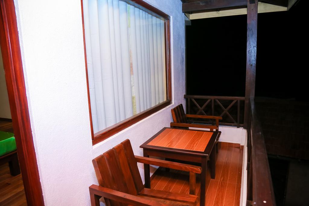 Cozy Sea View Inn Hikkaduwa Eksteriør bilde
